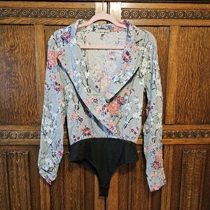 Gimmicks by BKE Floral Wrap Bodysuit